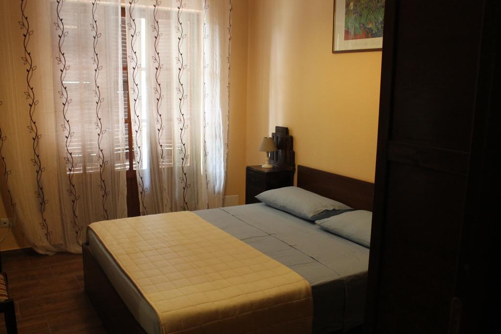 Hotel Relais La Mimosa Pontinia Habitación foto
