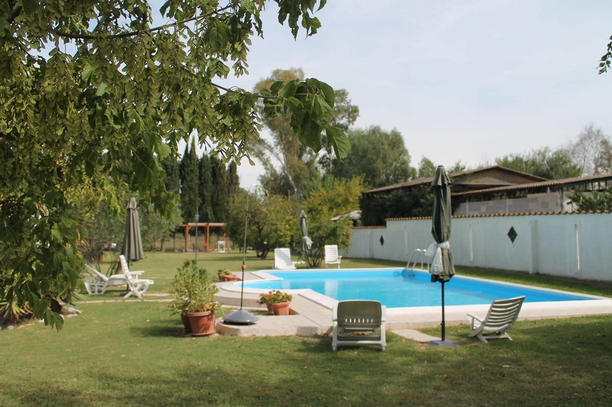 Hotel Relais La Mimosa Pontinia Exterior foto