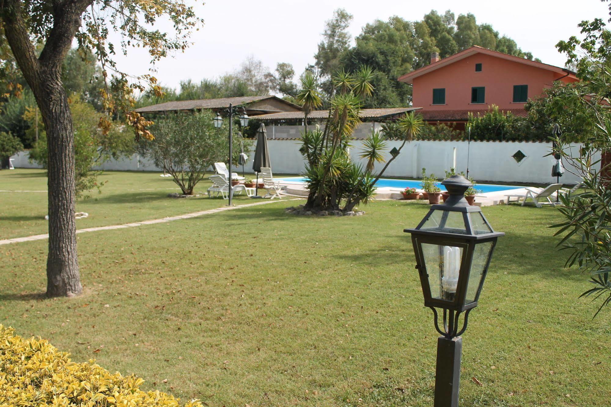 Hotel Relais La Mimosa Pontinia Exterior foto