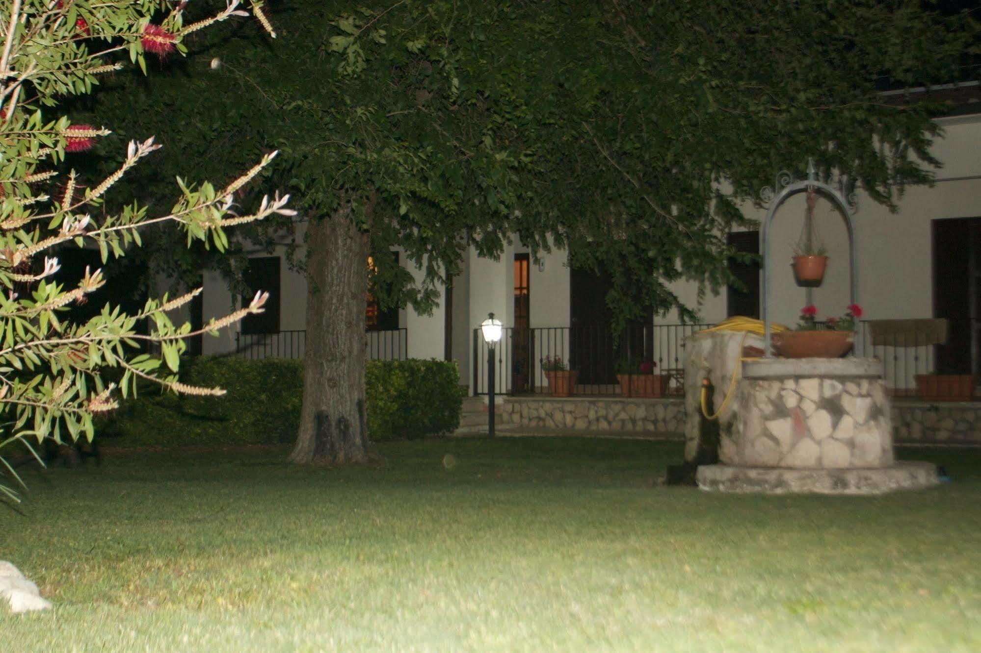 Hotel Relais La Mimosa Pontinia Exterior foto